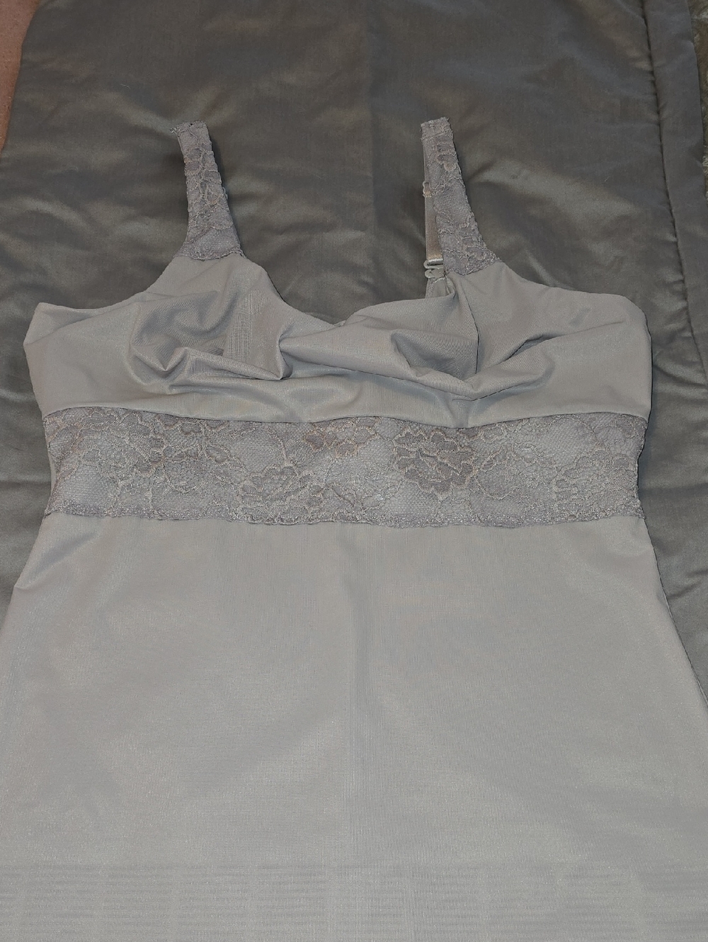 NWOT Ruby Ribbon Empress Lace-Trim Camisole